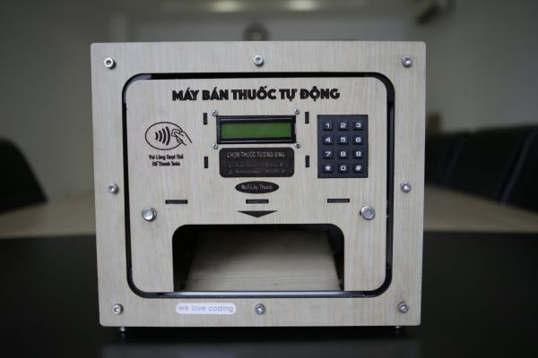 Smart medicine vending machine