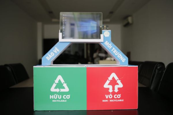 Smart trash bin using AI