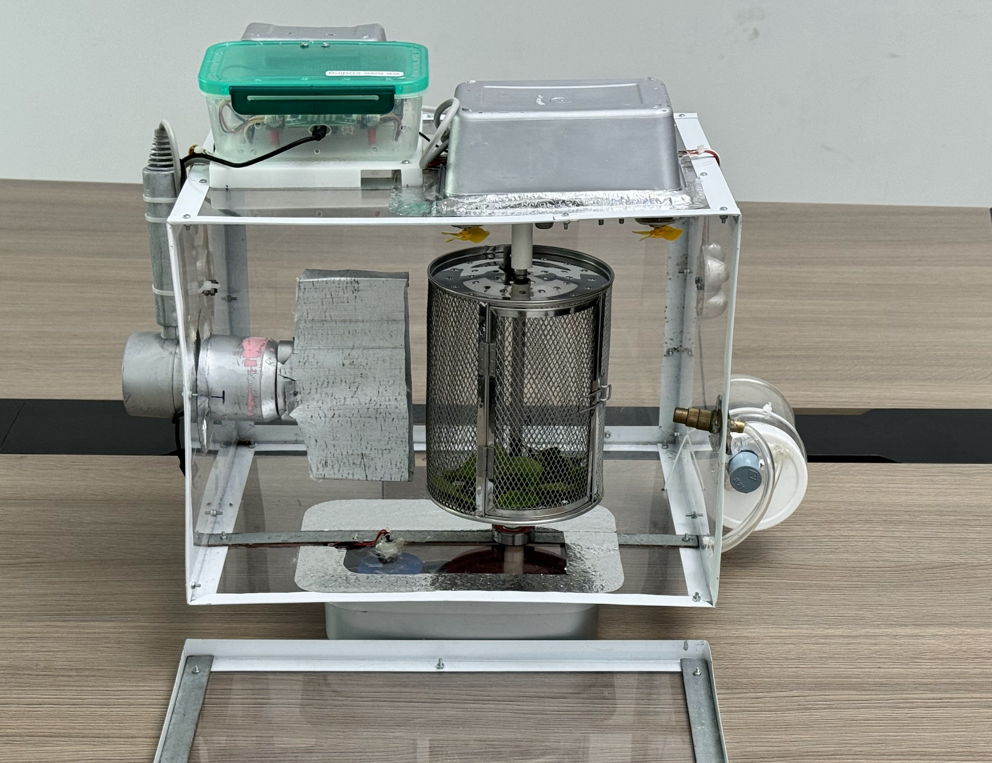 Integrated tea leaf dryer